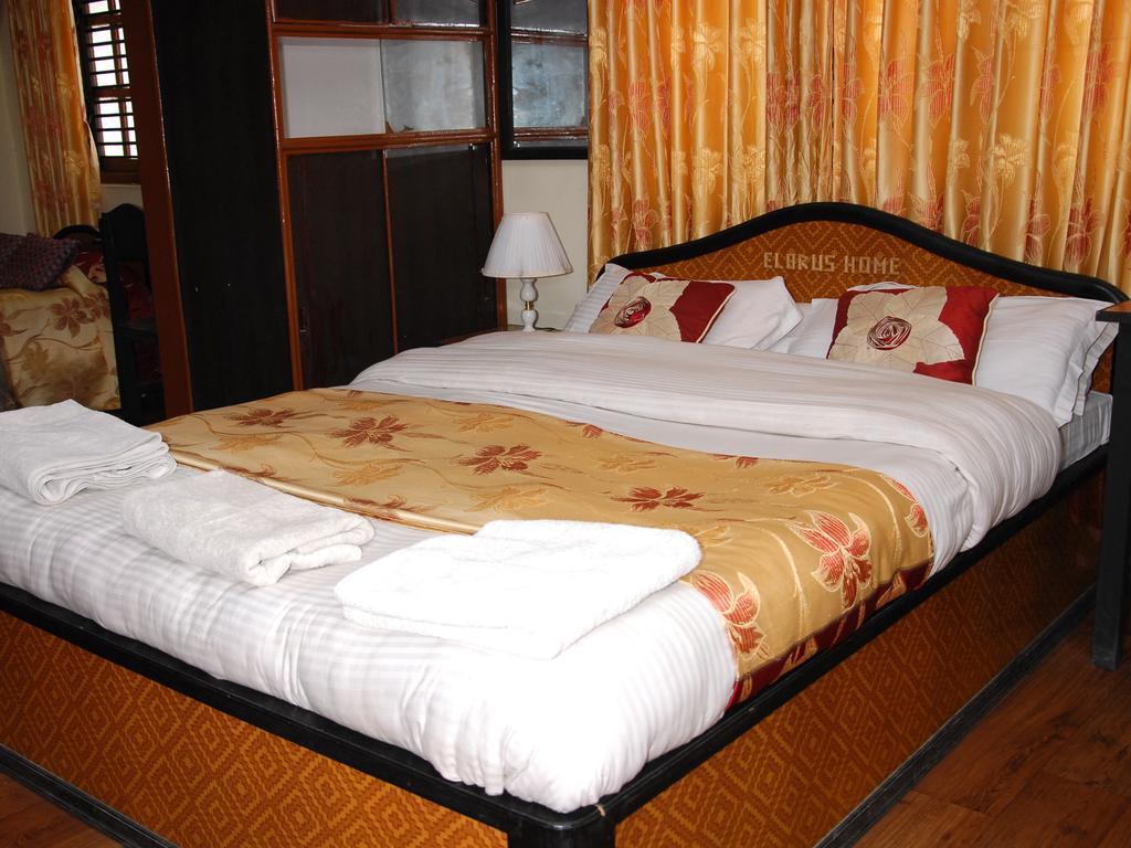 Elbrus Home Katmandú Habitación foto